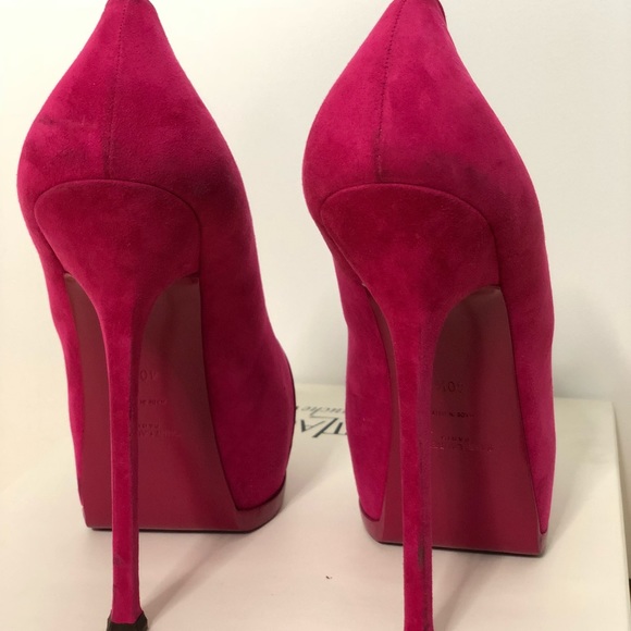 Yves Saint Laurent Tribtoo Pumps - Picture 8 of 8